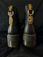 Load image into Gallery viewer, Coffin Boot Charms Gold
