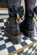 Load image into Gallery viewer, The 1975 Box Boot Charms - Black
